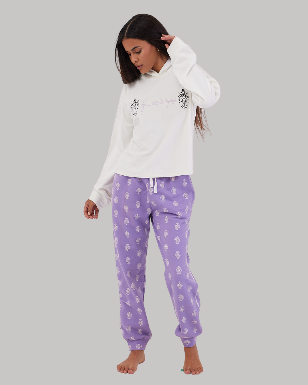 Lavender Motif Winter Full Pyjama White