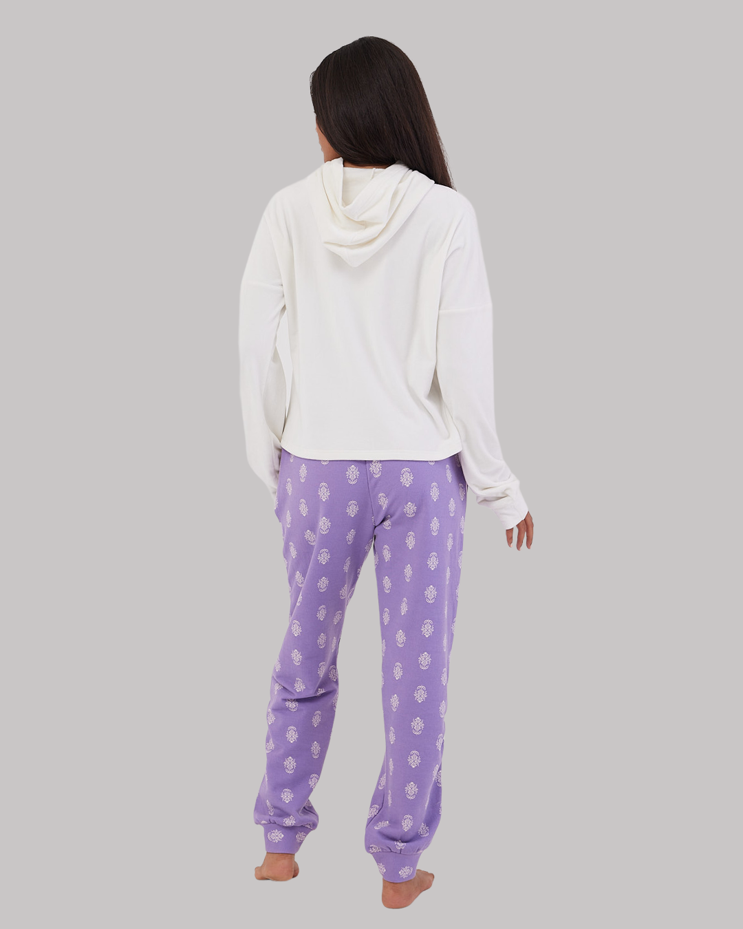 Lavender Motif Winter Full Pyjama White